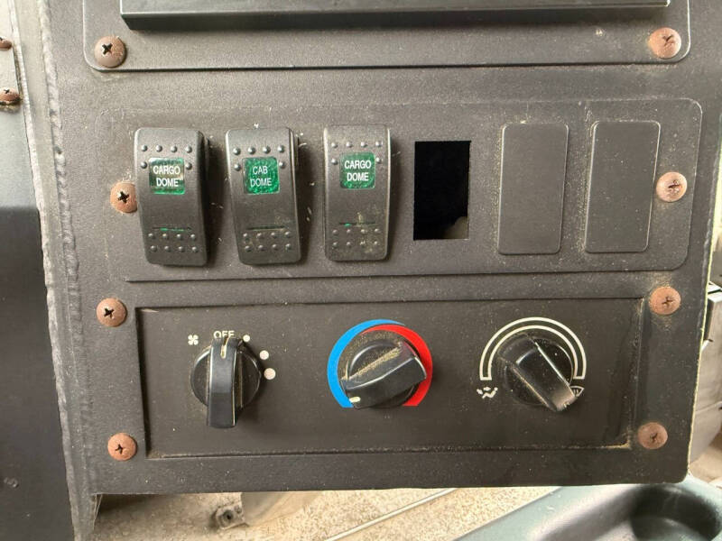 2017 Freightliner MT55 Chassis