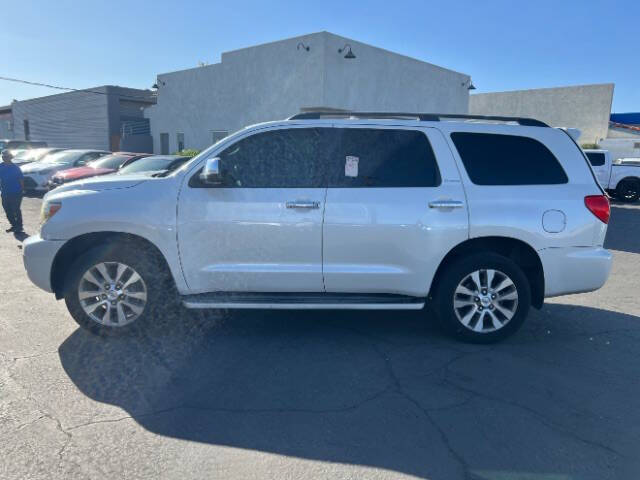 2011 Toyota Sequoia Platinum