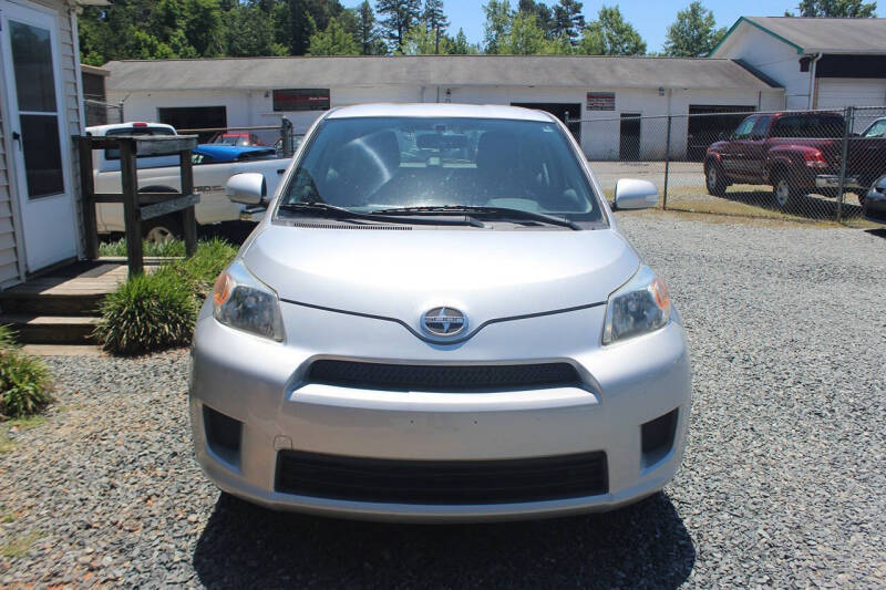 2010 Scion xD