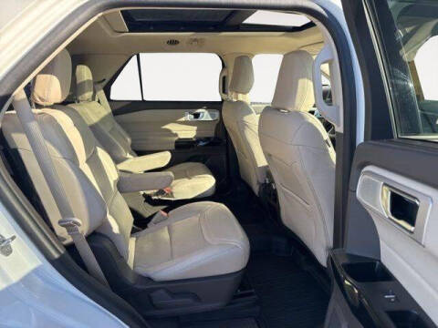 2021 Ford Explorer Platinum