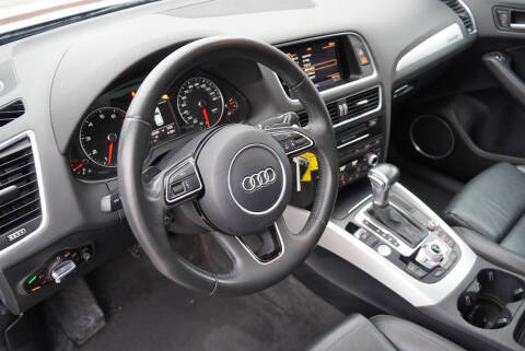 2016 Audi Q5 2.0T quattro Premium Plus