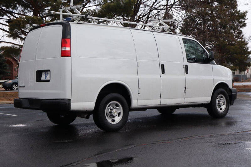 2021 Chevrolet Express 2500