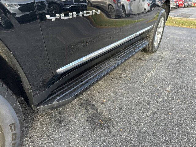 2022 GMC Yukon SLT