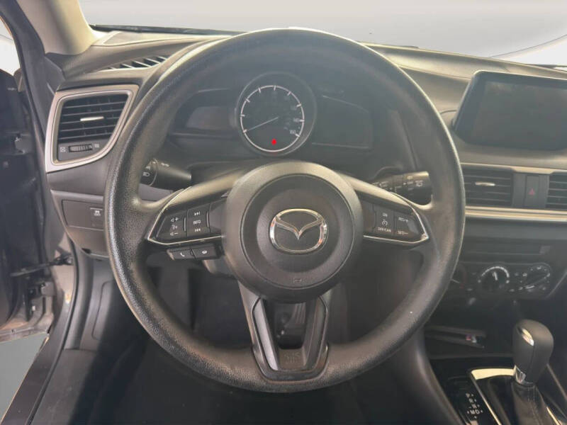 2017 Mazda MAZDA3 Sport