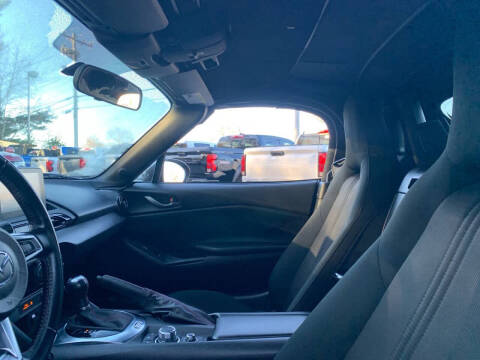 2019 Mazda MX-5 Miata Sport