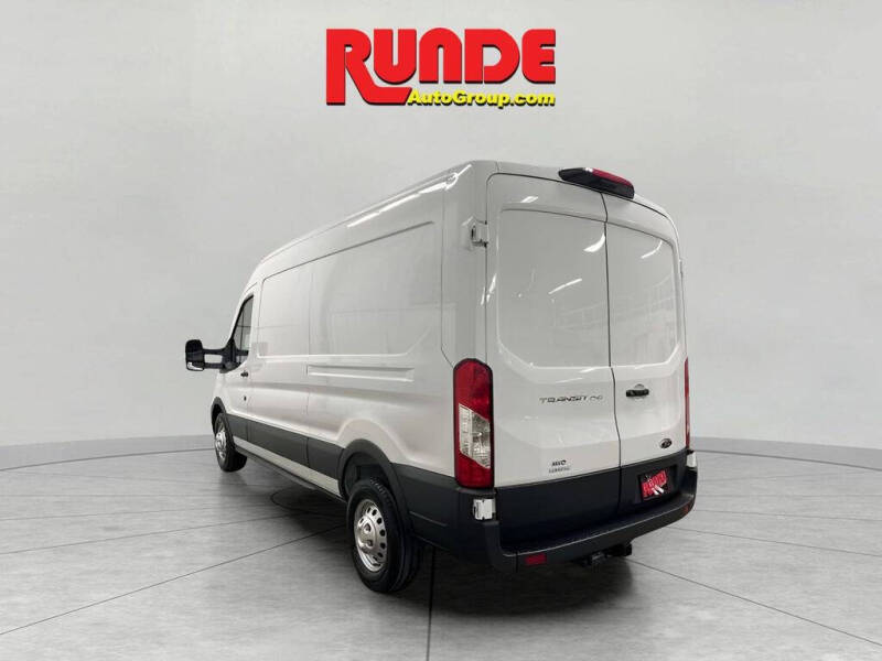 2025 Ford Transit 250