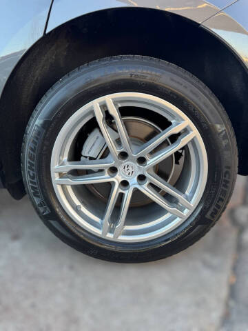 2016 Porsche Macan S