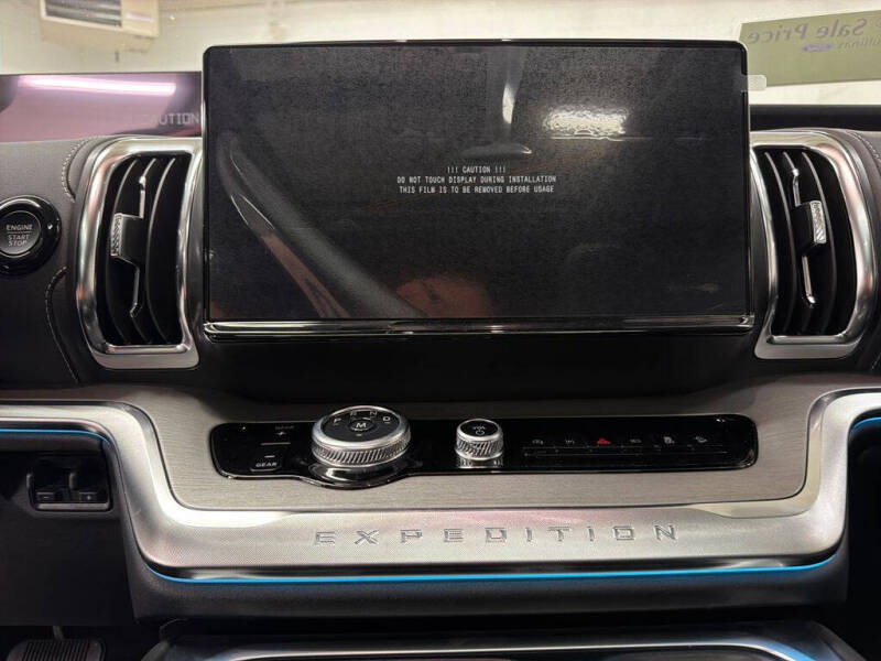 2027 Ford Expedition Platinum