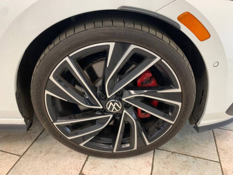 2024 Volkswagen Golf GTI Autobahn