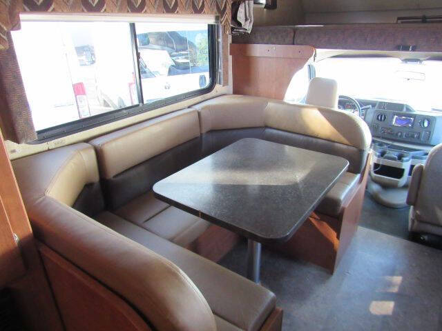 2017 Ford E-Series E-450 SD