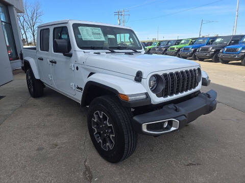2026 Jeep Gladiator Sahara