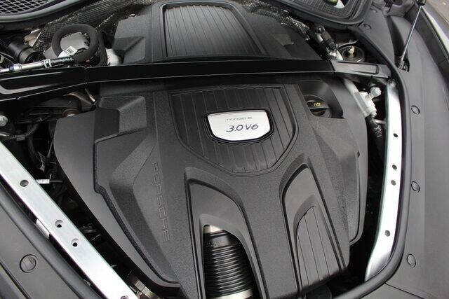 2018 Porsche Panamera