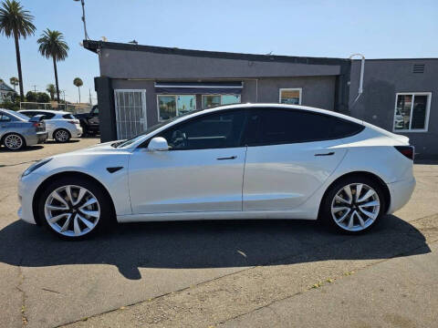 2020 Tesla Model 3 Standard Range Plus