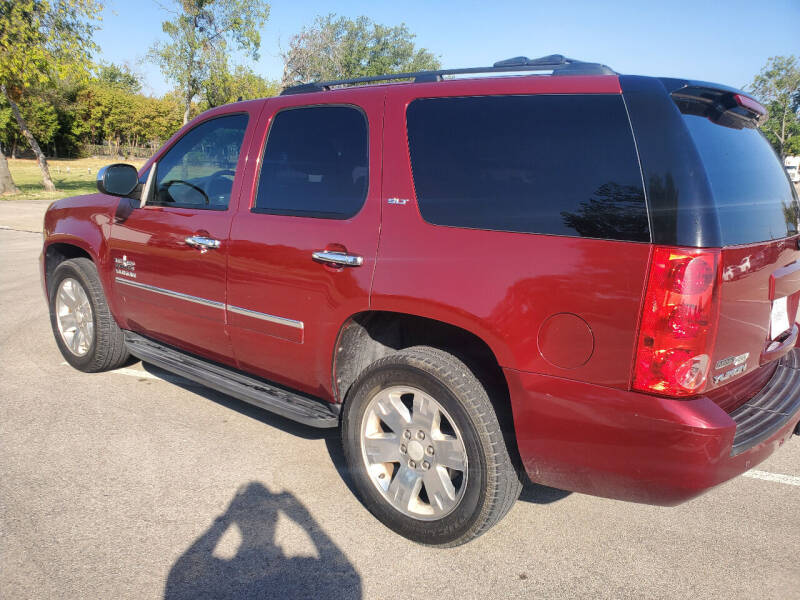 2011 GMC Yukon SLT