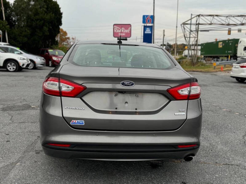 2013 Ford Fusion SE photo 6