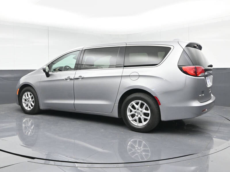 2017 Chrysler Pacifica LX
