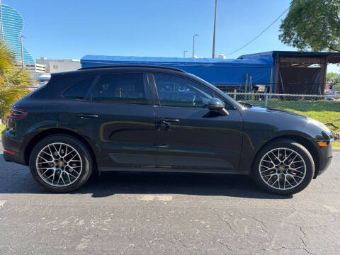 2018 Porsche Macan