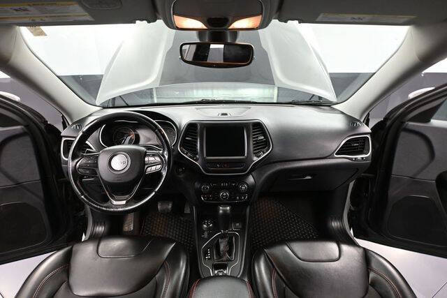 2019 Jeep Cherokee Trailhawk