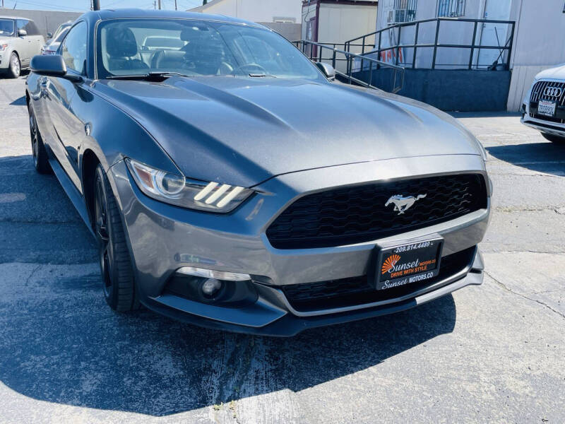 2015 Ford Mustang EcoBoost Premium