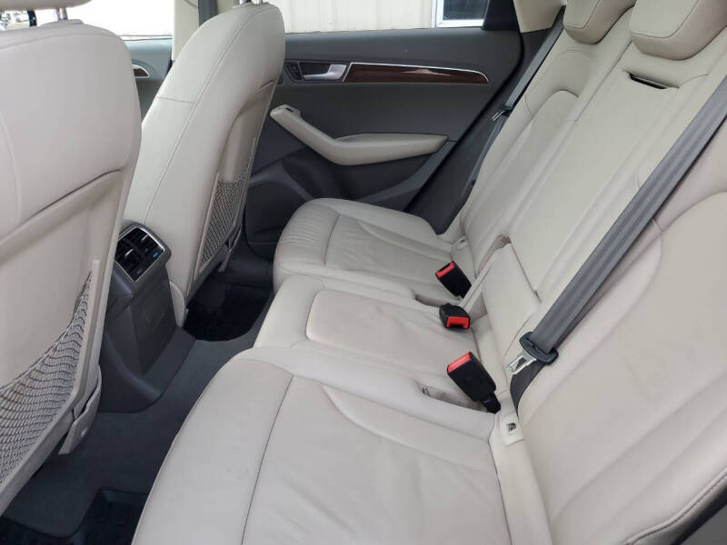 2010 Audi Q5 3.2 quattro Premium Plus