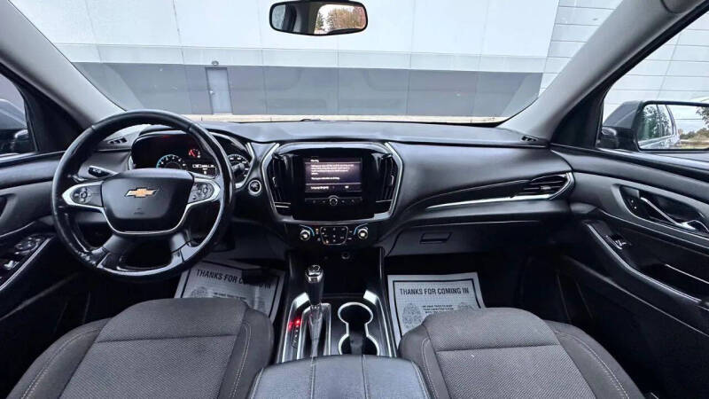 2020 Chevrolet Traverse LT Cloth