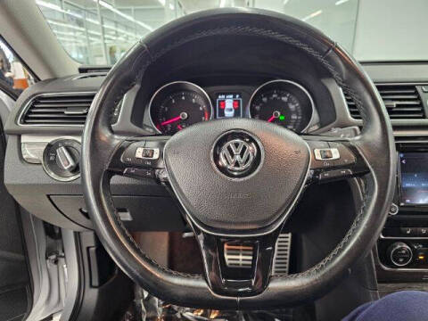 2016 Volkswagen Passat V6 SEL Premium