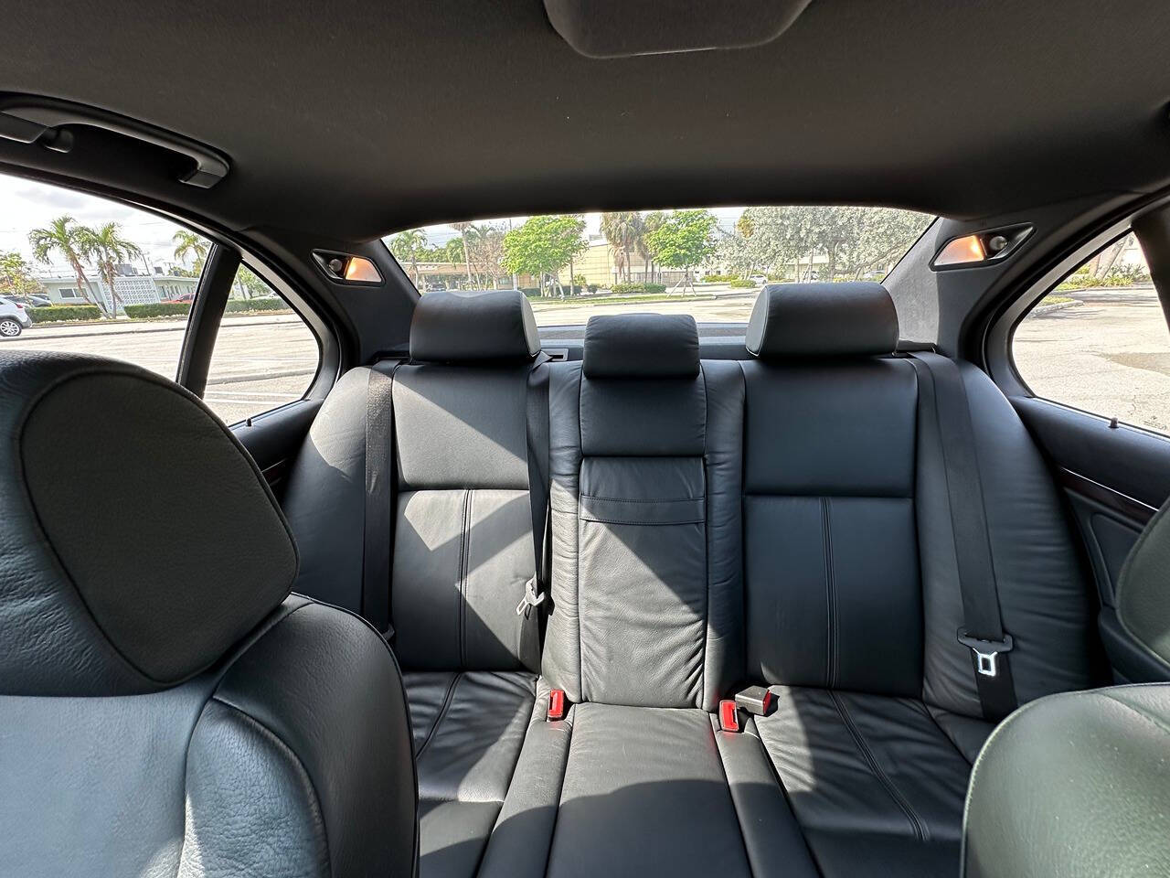2003 BMW 5 Series 31