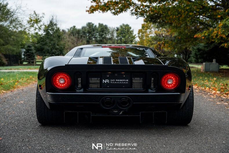 2005 Ford GT