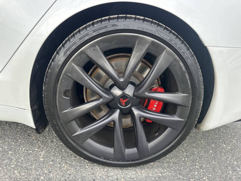 2021 Tesla Model S Plaid