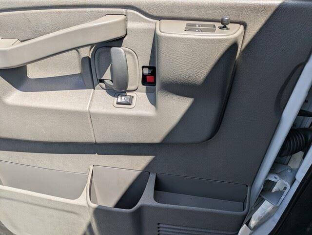 2021 Chevrolet Express 2500