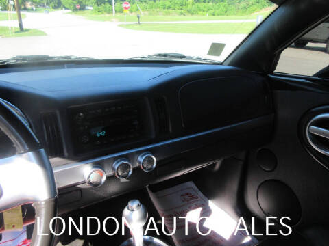 2004 Chevrolet SSR LS