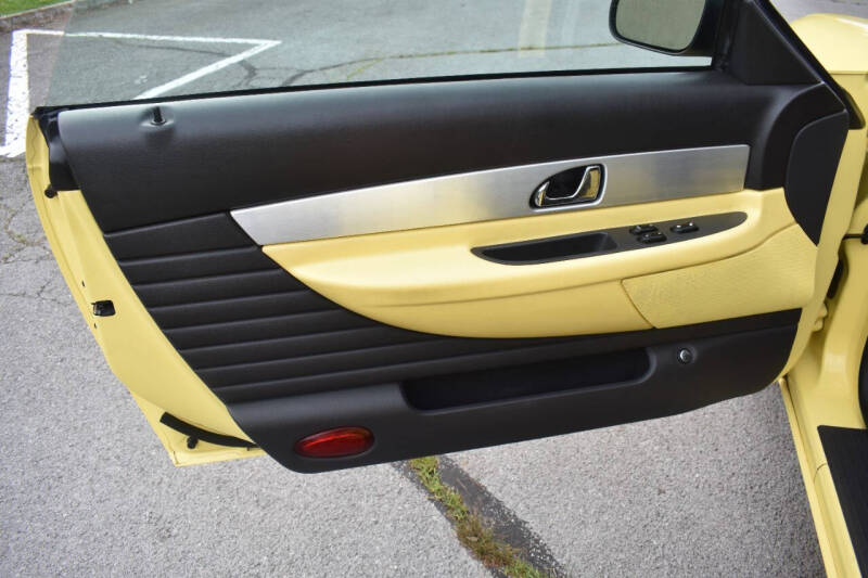 2002 Ford Thunderbird Deluxe