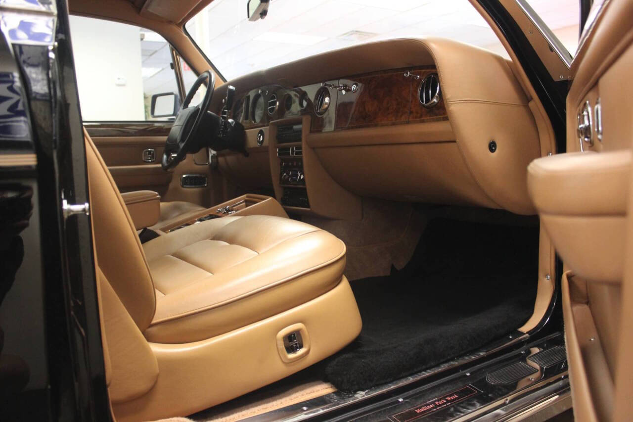 1993 Rolls-Royce Silver Spur II Touring Limousi 37