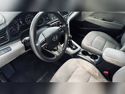 2020 Hyundai Elantra