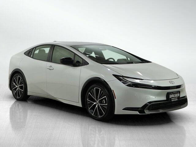 2025 Toyota Prius XLE