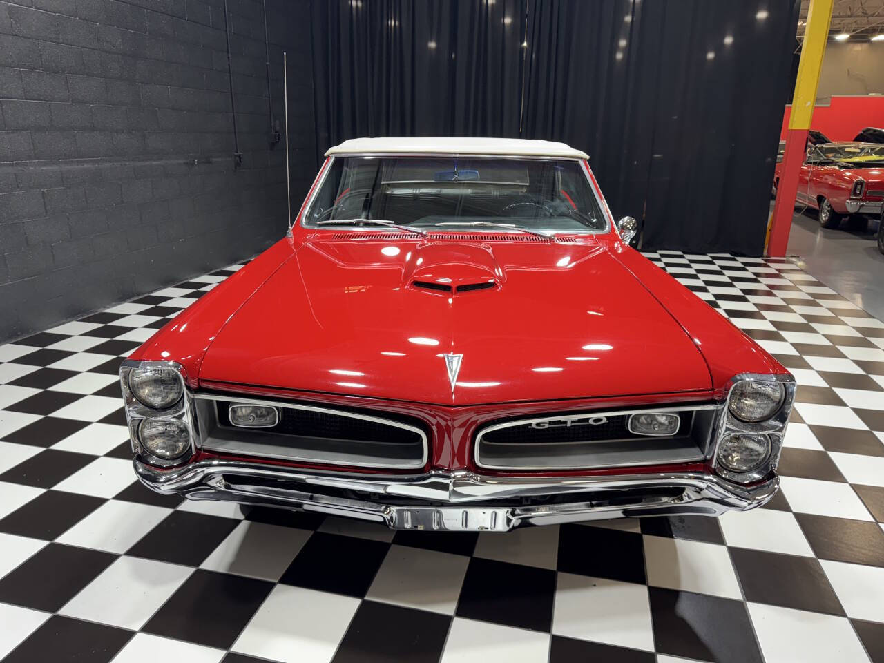 1966 Pontiac GTO 20