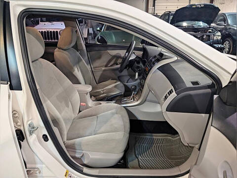 2012 Toyota Corolla LE