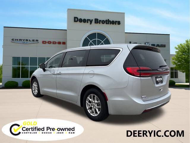 2024 Chrysler Pacifica Touring L