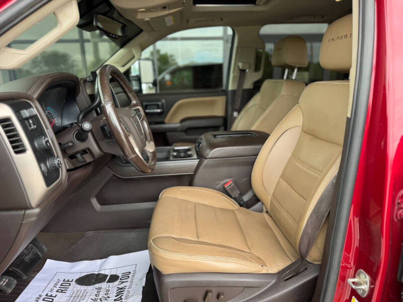 2019 GMC Sierra 3500 Denali HD Denali - Photo 11