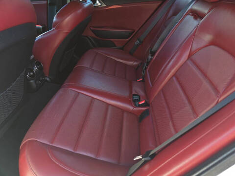 2019 Kia Stinger GT2