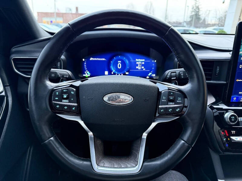 2021 Ford Explorer Platinum