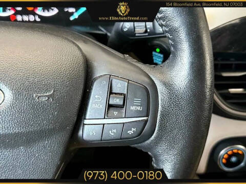 2020 Ford Escape SEL