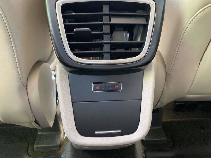 2019 Lincoln Nautilus Select