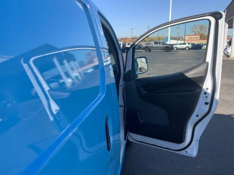 2021 Nissan NV200 SV