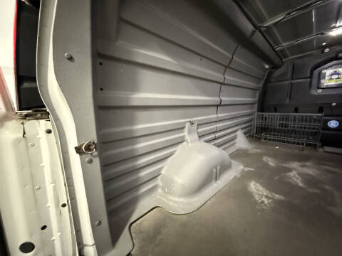 2017 Chevrolet Express 2500