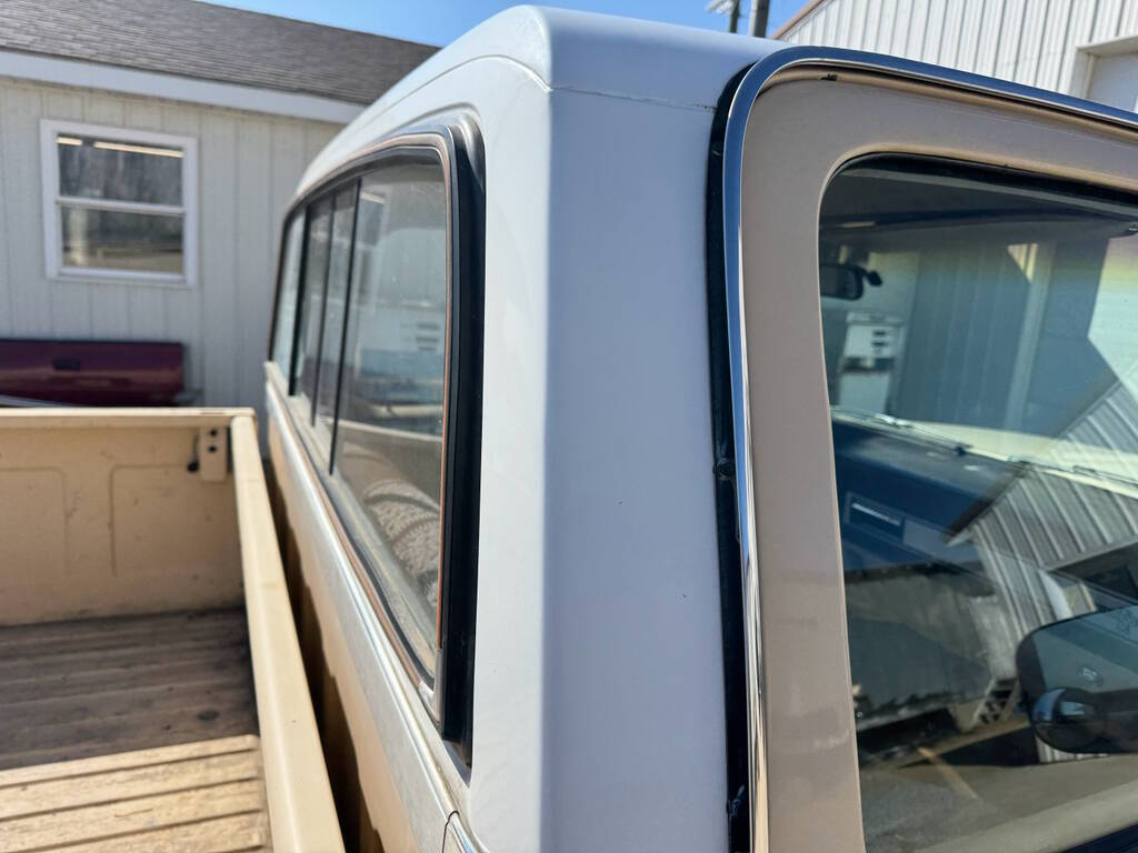 1987 Chevrolet R/V 20 Series 320