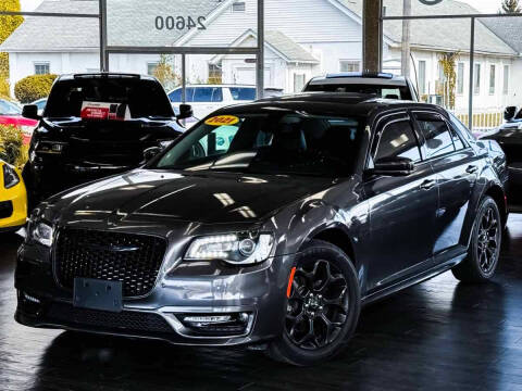 2021 Chrysler 300 Touring L