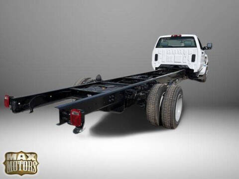 2023 Chevrolet Silverado 6500HD