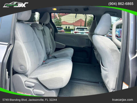2015 Toyota Sienna