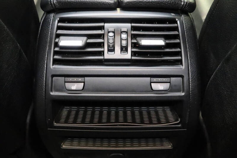 2016 BMW 5 Series 528i xDrive